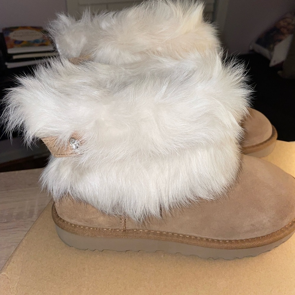 Chestnut Ugg (Limited Edition) Valentina Swarovski Crystal Fur Boot